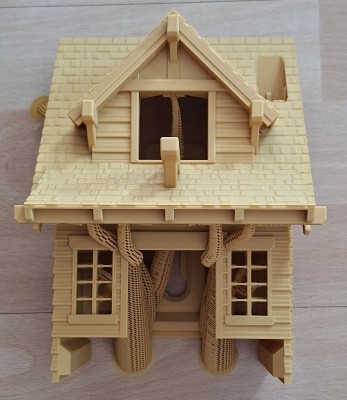 Vogelhuis (2).jpg (261.84 KiB) 221 keer bekeken Vogelhuisje